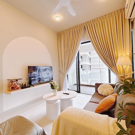 Apartament Scenic Country Garden Danga Bay By Lions Bay Johor Bahru Zewnętrze zdjęcie