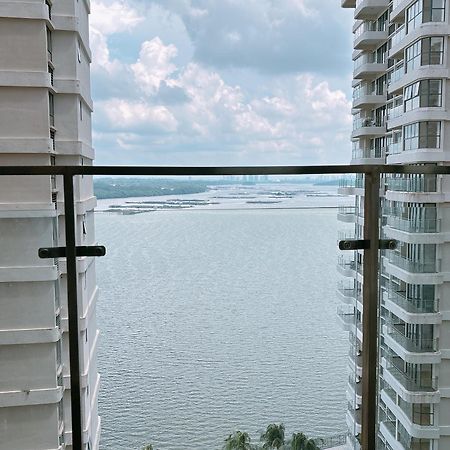 Apartament Scenic Country Garden Danga Bay By Lions Bay Johor Bahru Pokój zdjęcie
