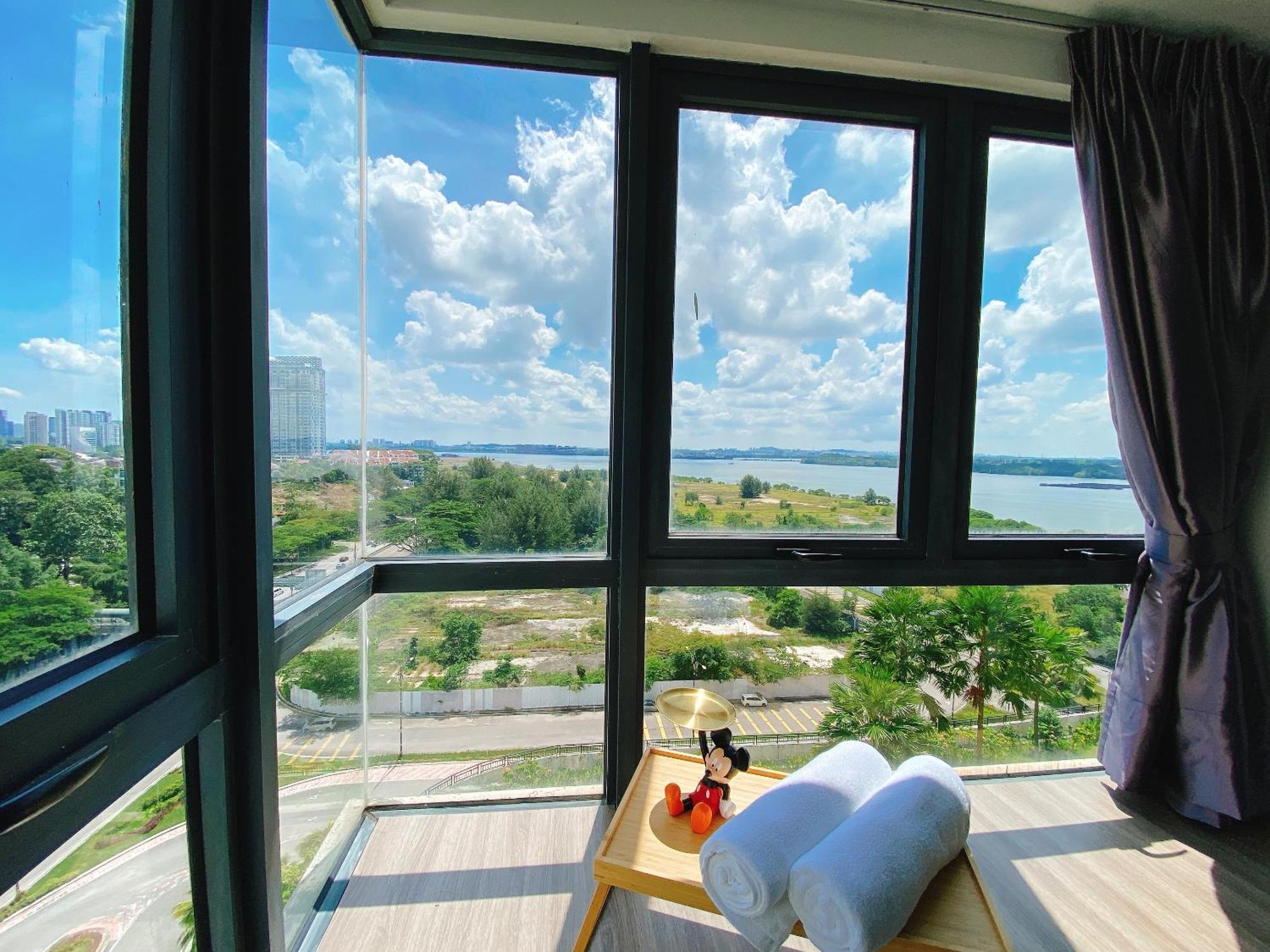 Apartament Scenic Country Garden Danga Bay By Lions Bay Johor Bahru Pokój zdjęcie